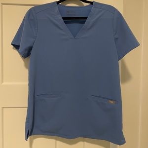 Figs Casma scrub top